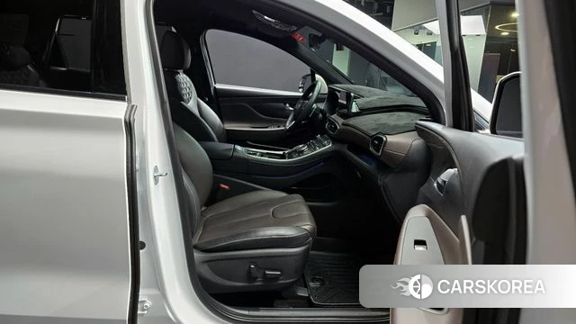 Hyundai The New Santa Fe 2023 Белый из Кореи, фото 2