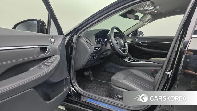 Hyundai Sonata (DN8) 2022 Черный из Кореи, фото 2