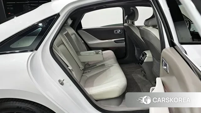 Hyundai Ionic 6 2023 Белый из Кореи, фото 2