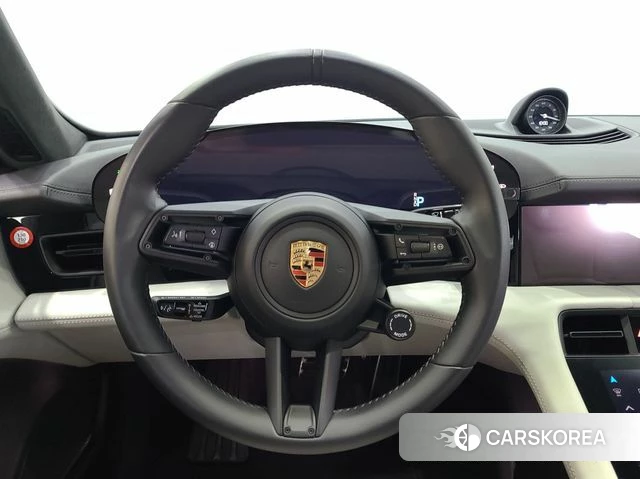 Porsche Taycan 2024 Серебристо-серый из Кореи, фото 2