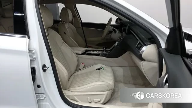 Genesis The New G70 2021 Белый из Кореи, фото 2