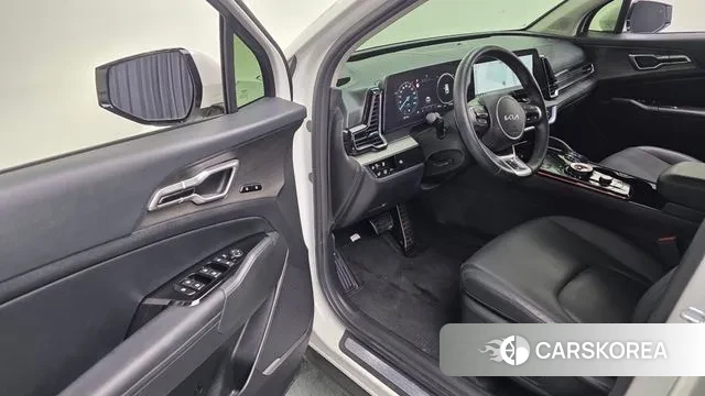 Kia Sportage 5th Generation Hybrid 2024 Белый из Кореи, фото 2