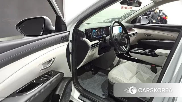 Hyundai The New Tucson (NX4) 2024 Белый из Кореи, фото 2