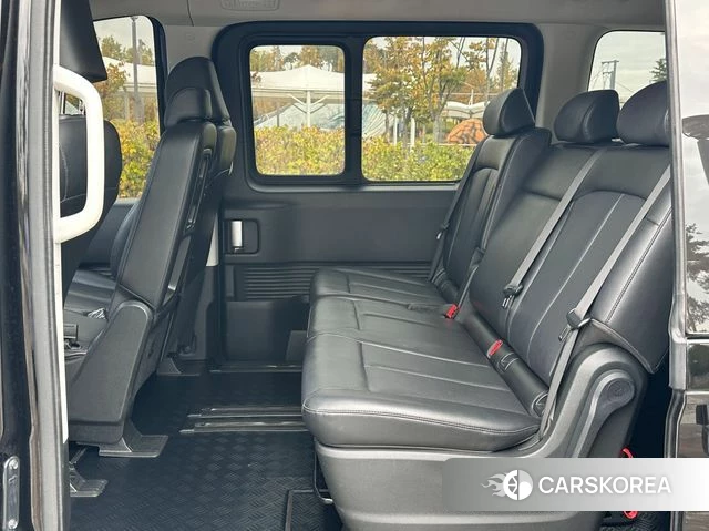 Hyundai Staria 2022 Черный из Кореи, фото 2