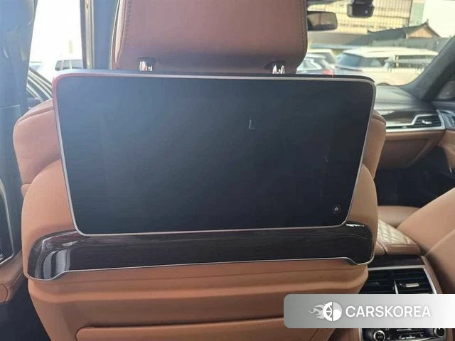BMW 7 Series (G11) 2021 Черный из Кореи, фото 2