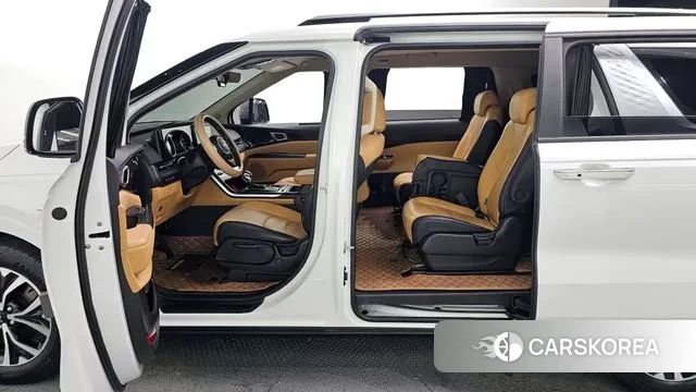 Kia Carnival 4th generation 2023 Белый из Кореи, фото 2