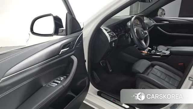 BMW X4 (G02) 2024 Белый из Кореи, фото 2