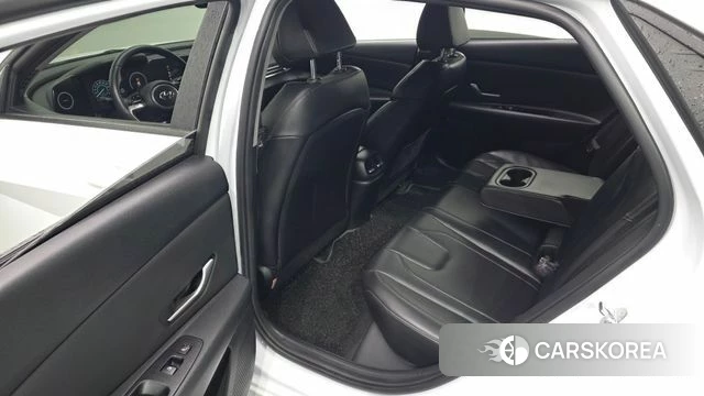 Hyundai Avante (CN7) 2023 Белый из Кореи, фото 2