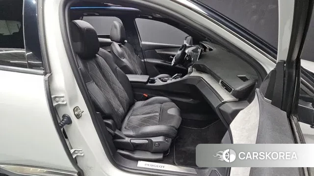 Peugeot 3008 second generation 2019 Белый из Кореи, фото 2