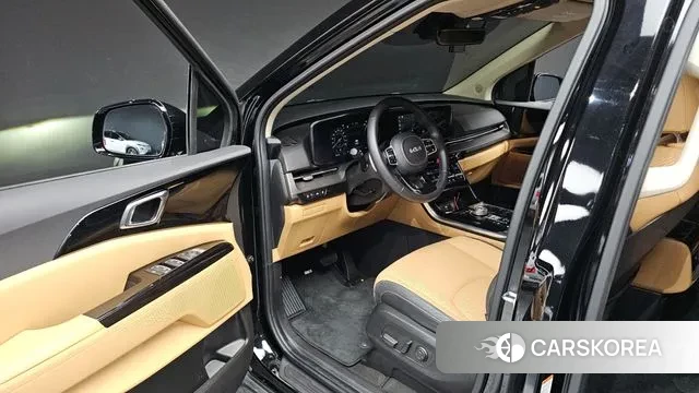 Kia Carnival 4th generation 2022 Черный из Кореи, фото 2