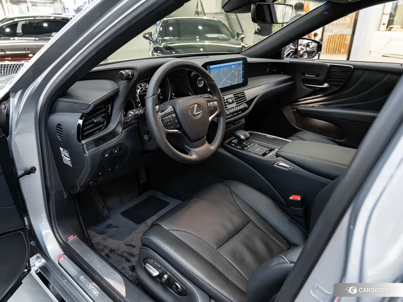 Lexus LS 2021 Silver/gray из Китая, фото 2