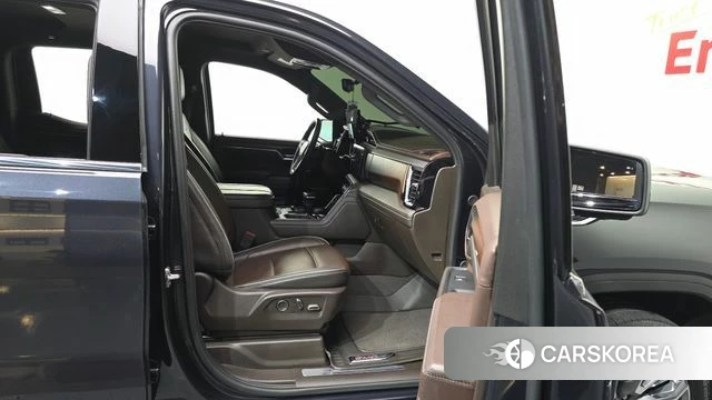 GMC Sierra 2024 Черный из Кореи, фото 2