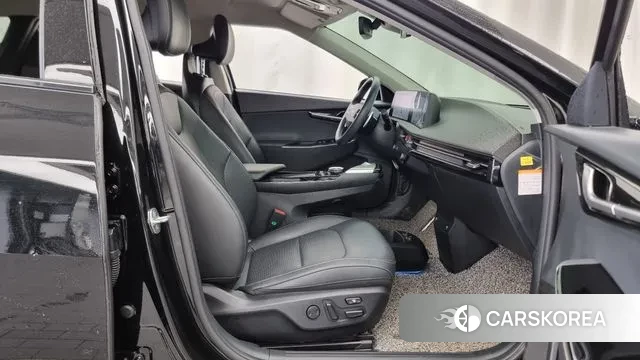 Kia EV6 2022 Черный из Кореи, фото 2