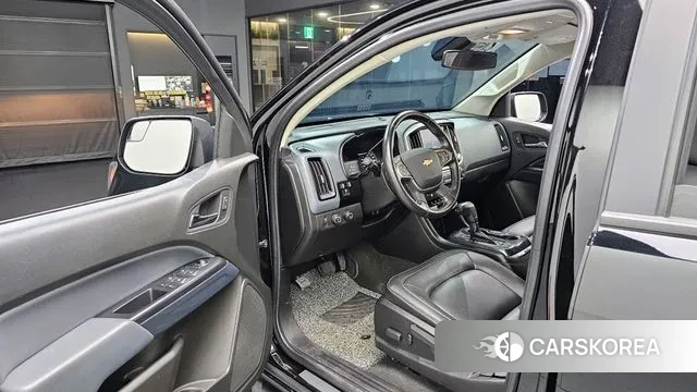 Chevrolet (GM Daewoo) Real New Colorado 2021 Черный из Кореи, фото 2