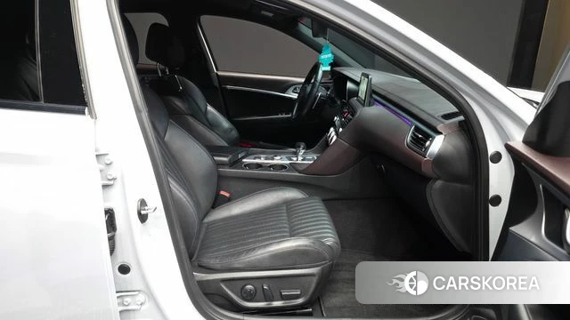 Genesis G70 2018 Серебристо-серый из Кореи, фото 2