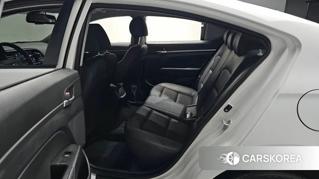 Hyundai The New Avante AD 2018 Белый из Кореи, фото 2