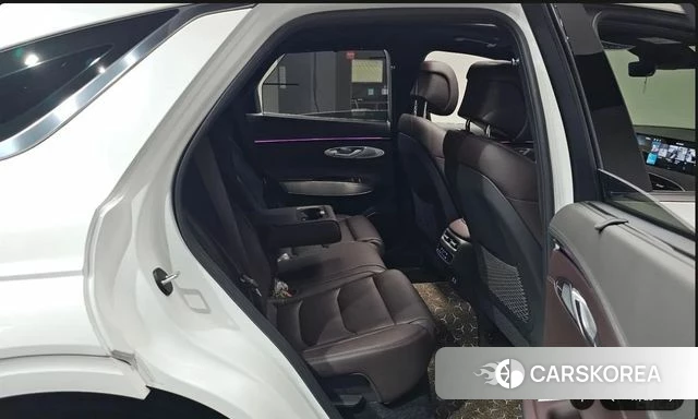 Genesis GV70 2024 Белый из Кореи, фото 2