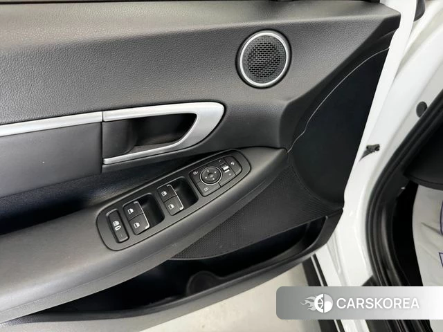 Hyundai Sonata (DN8) 2019 Белый из Кореи, фото 2