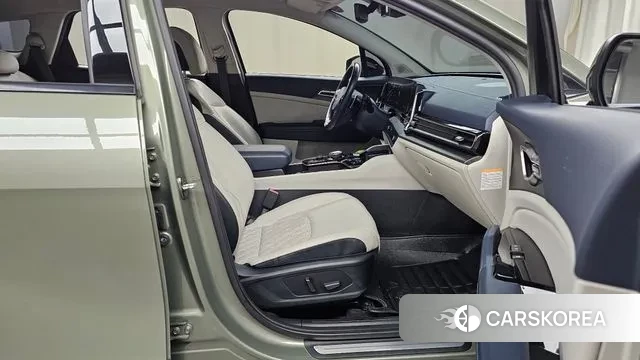 Kia Sportage 5th Generation Hybrid 2021 Зеленый из Кореи, фото 2