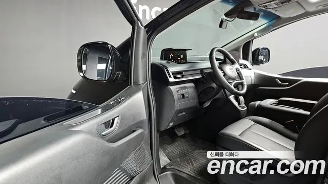 Hyundai Staria 2023 Синий из Кореи, фото 2