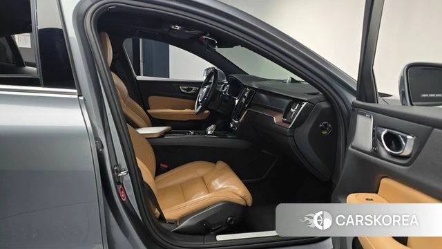 Volvo S60 3rd generation 2020 Серый из Кореи, фото 2