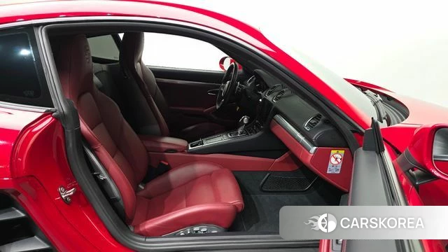 Porsche 718 Cayman 2019 Красный из Кореи, фото 2