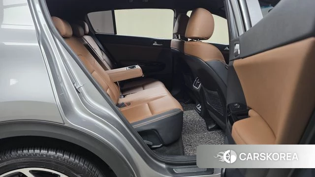 Kia Sportage The Bold 2020 Серебристо-серый из Кореи, фото 2