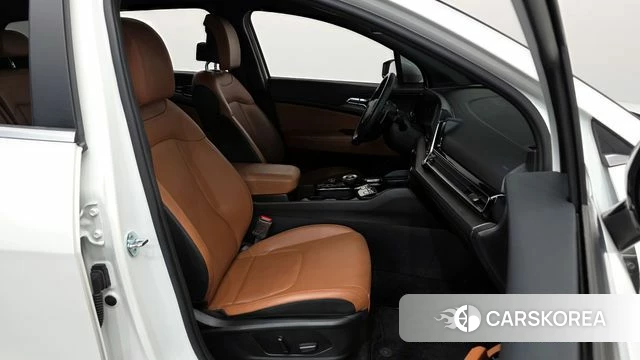 Kia Sportage 5th Generation 2022 Белый из Кореи, фото 2