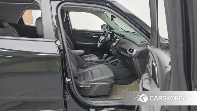 Chevrolet (GM Daewoo) Trailblazer 2022 Черный из Кореи, фото 2