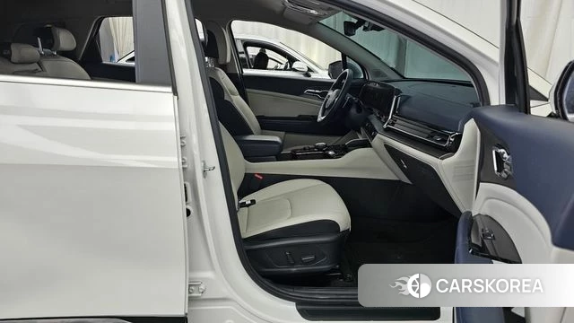 Kia Sportage 5th Generation 2021 Белый из Кореи, фото 2
