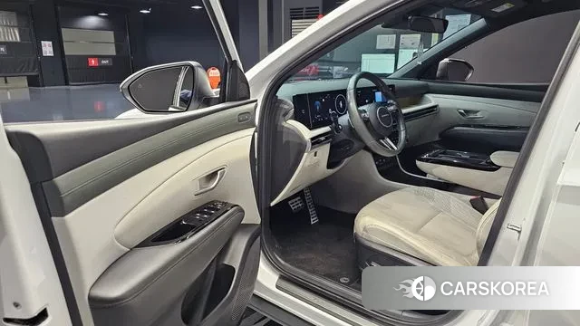 Hyundai The New Tucson Hybrid (NX4) 2024 Белый из Кореи, фото 2