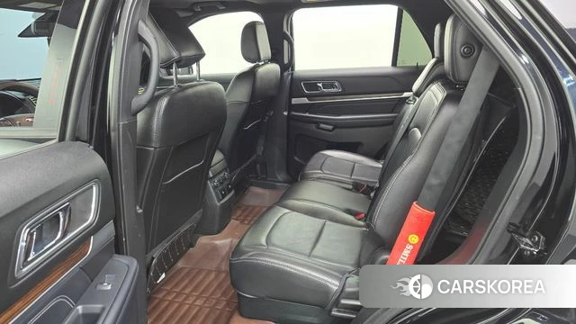 Ford Explorer 2018 Черный из Кореи, фото 2