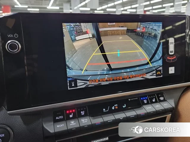 Toyota Camry (XV80) 2025 Серый из Кореи, фото 2