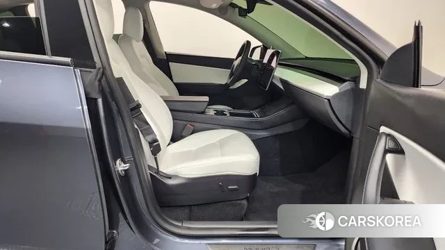 Tesla Model Y 2022 Серый из Кореи, фото 2