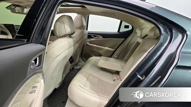 Genesis G70 2018 Серый из Кореи, фото 2