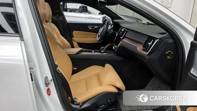 Volvo V60 Cross-Country 2nd Generation id 3487862 из Кореи 2