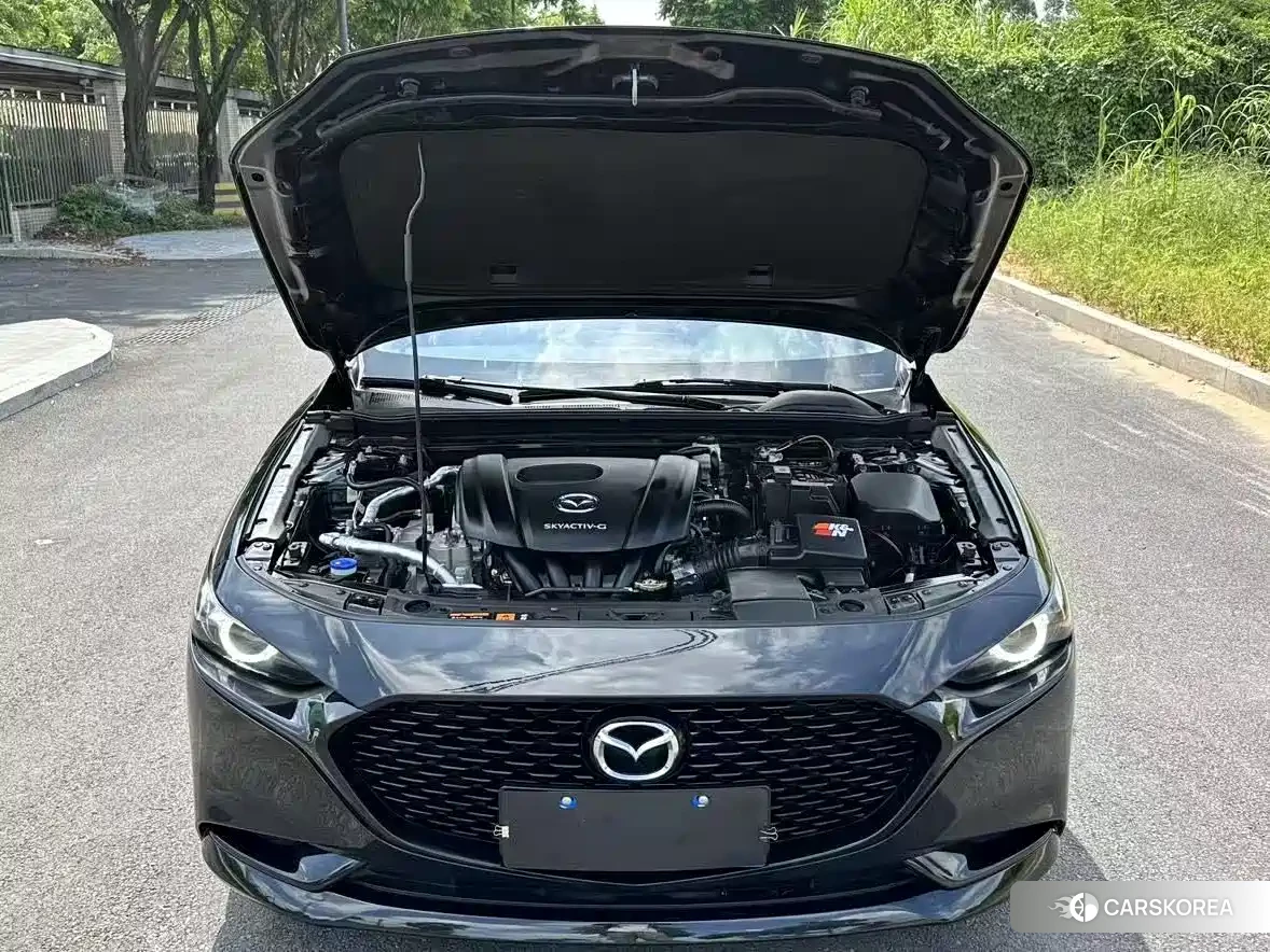 Mazda 3 2022 Черный из Китая, фото 2