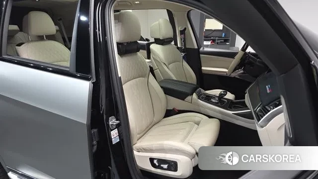 BMW X7 (G07) 2021 Серый из Кореи, фото 2