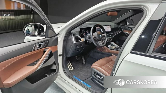 BMW X6 (G06) 2023 Белый из Кореи, фото 2