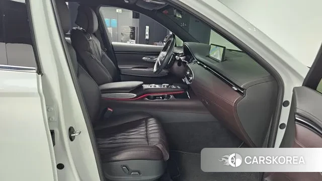 Genesis GV70 2021 Белый из Кореи, фото 2