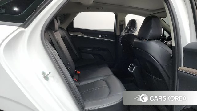 Kia K5 3rd generation 2022 Белый из Кореи, фото 2