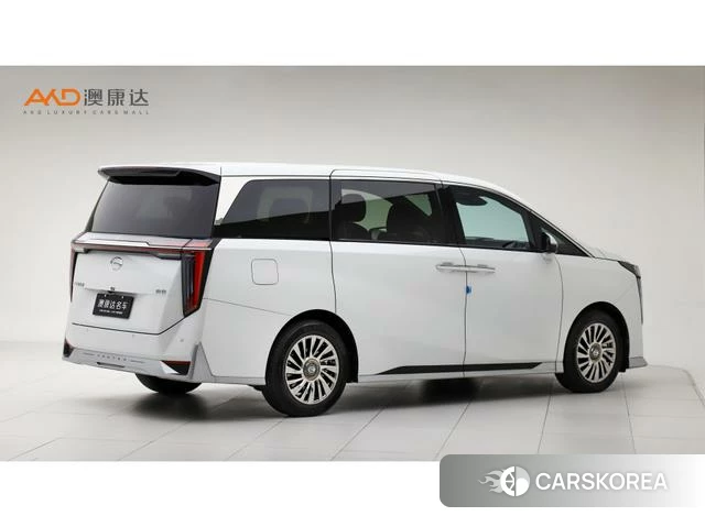 GAC Trumpchi Trumpchi M8 2024 Белый из Китая, фото 2