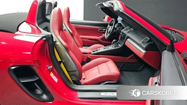 Porsche 718 Boxster 2023 Красный из Кореи, фото 2