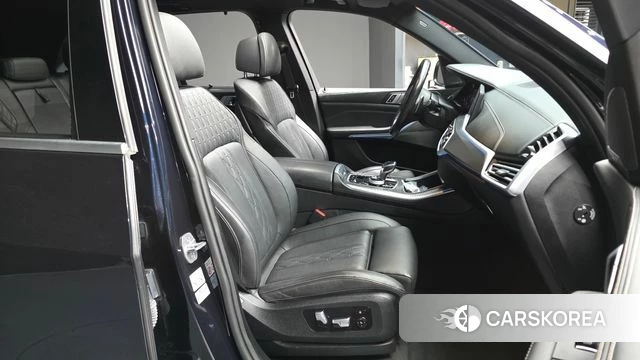 BMW X5 (G05) 2022 Черный из Кореи, фото 2