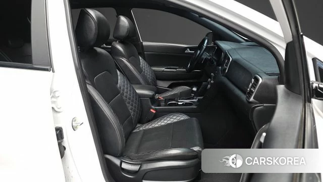 Kia Sportage 4th Generation 2018 Белый из Кореи, фото 2