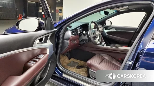 Genesis The New G70 2023 Синий из Кореи, фото 2