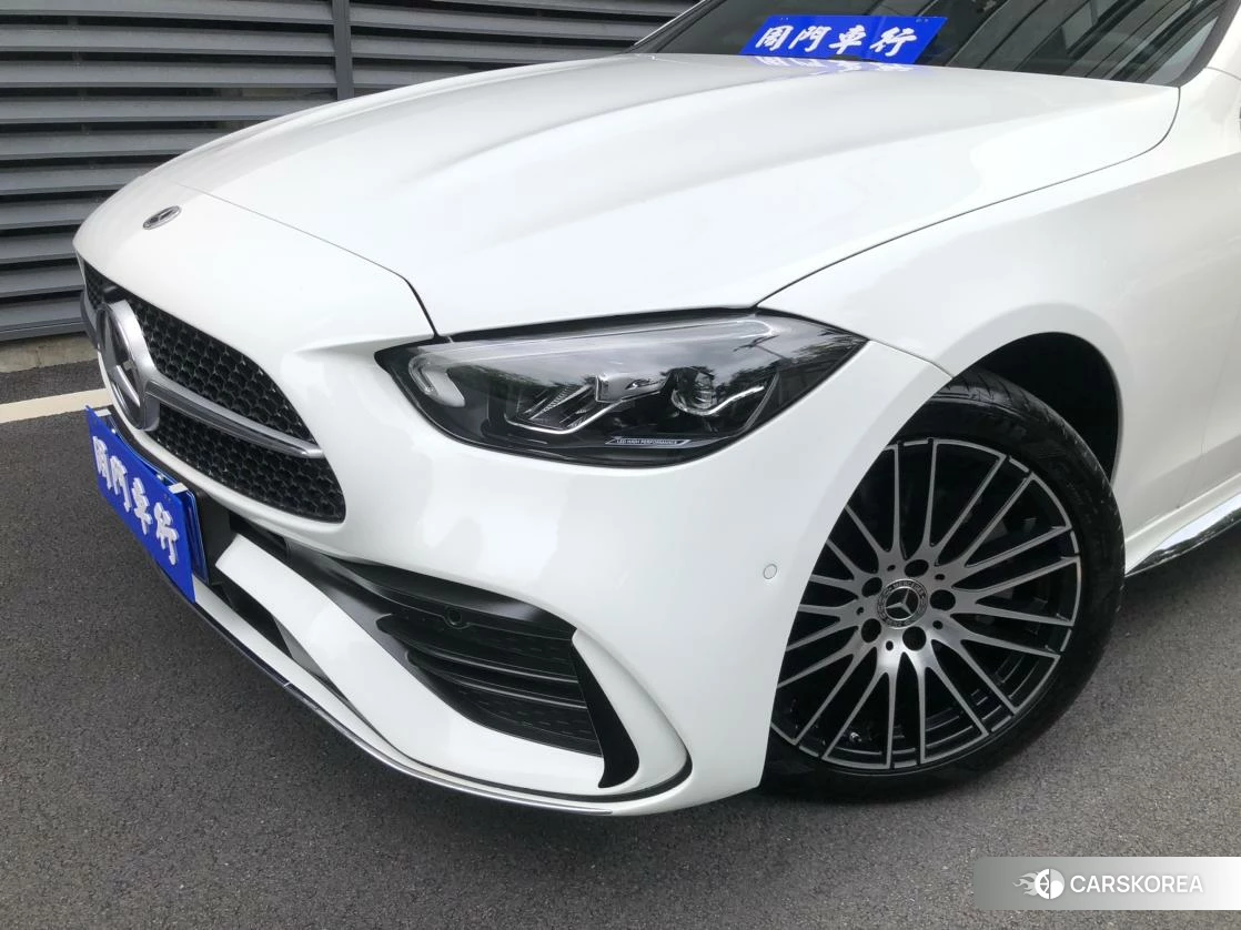Mercedes-Benz Class C 2023 Белый из Китая, фото 2