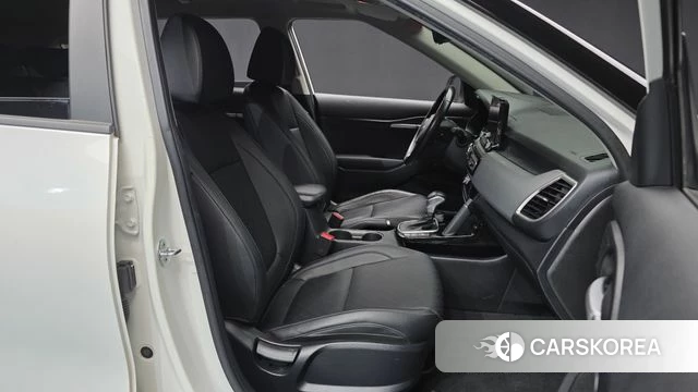 Kia Seltos 2021 Белый из Кореи, фото 2