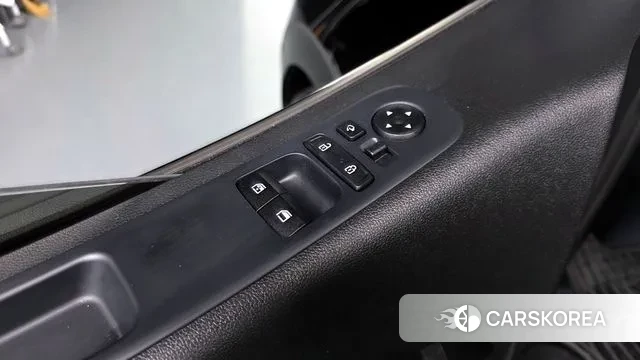 Hyundai Staria 2022 Черный из Кореи, фото 2