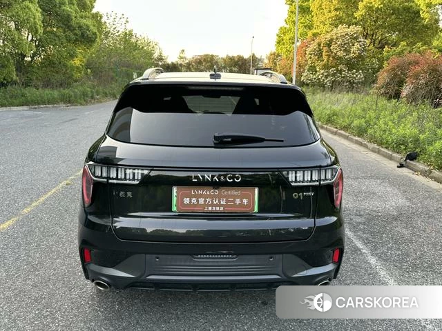 Lynk 01 EM-P 2022 Черный из Китая, фото 2